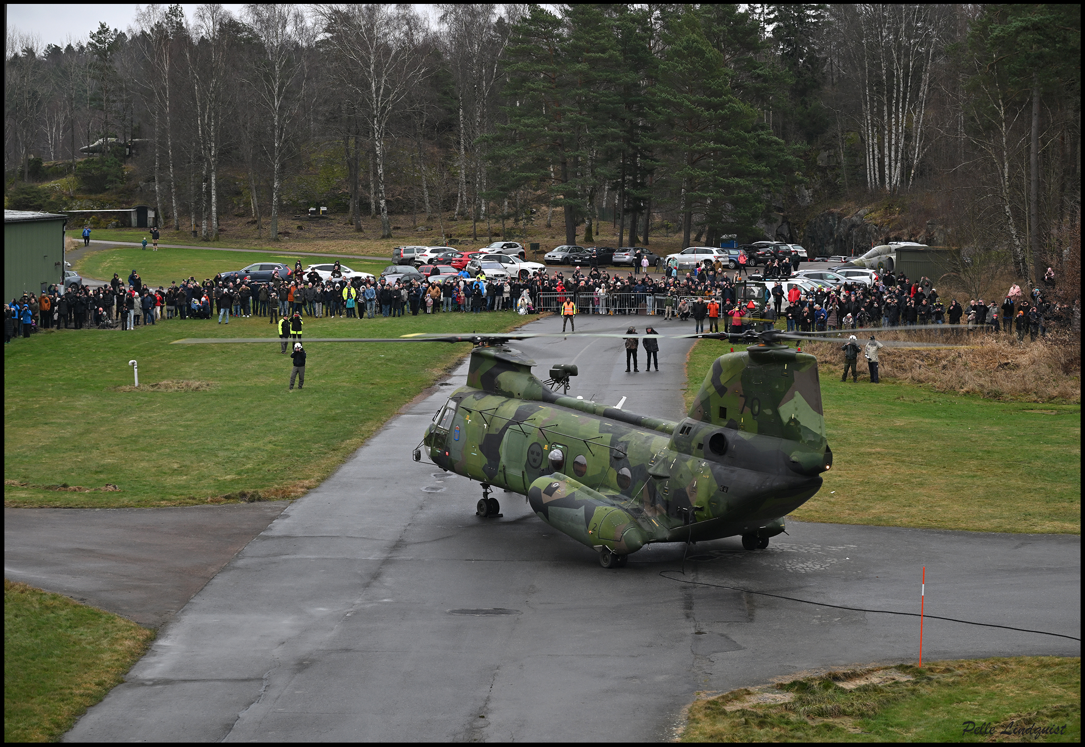 Helikopter 4 - Yngve 70 flyger igen